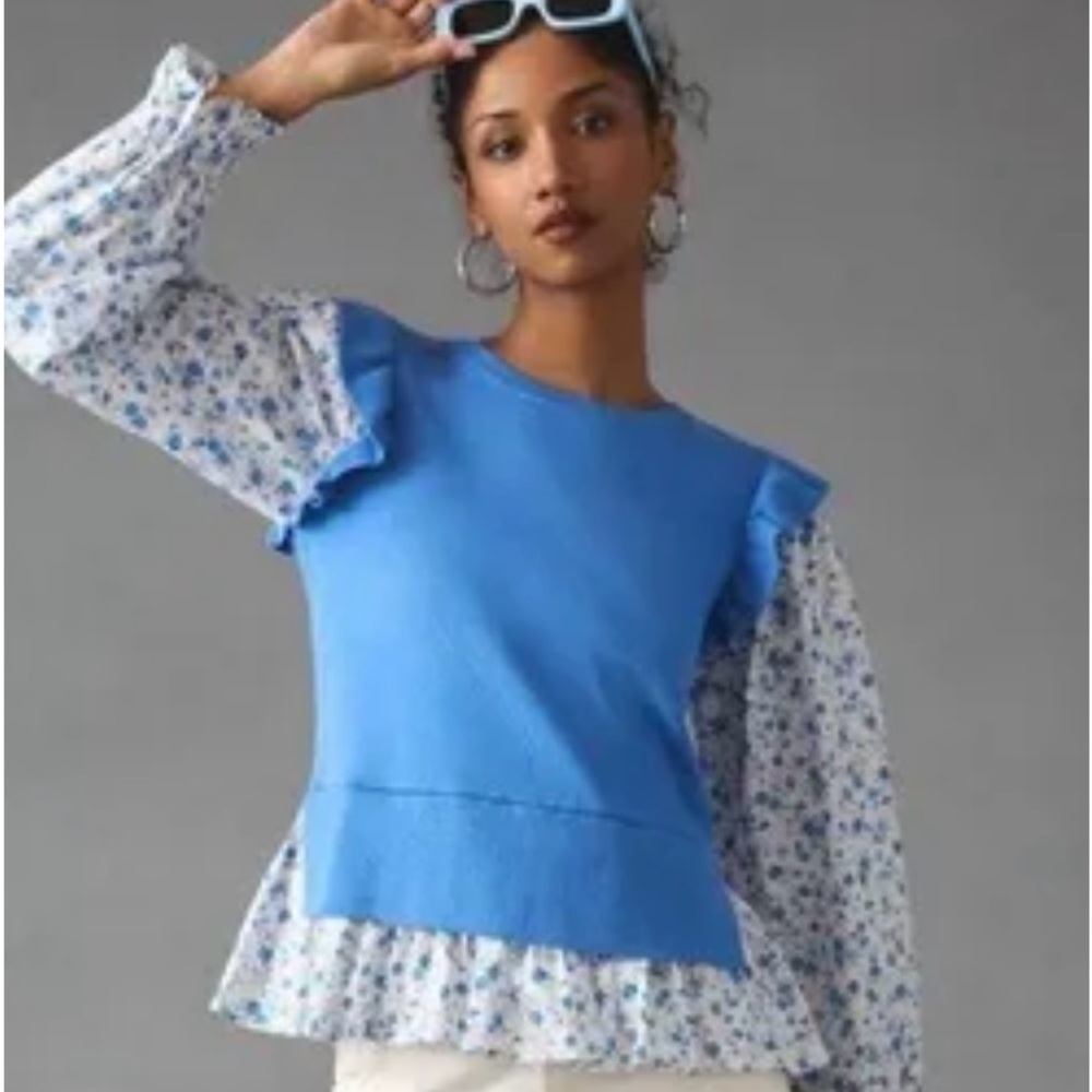 Anthropologie Flutter-Sleeve Layered Sweater, wore once in new condition size L